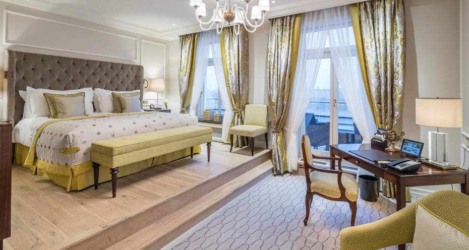 Fairmont Hotel Vier Jahreszeiten Hamburg
